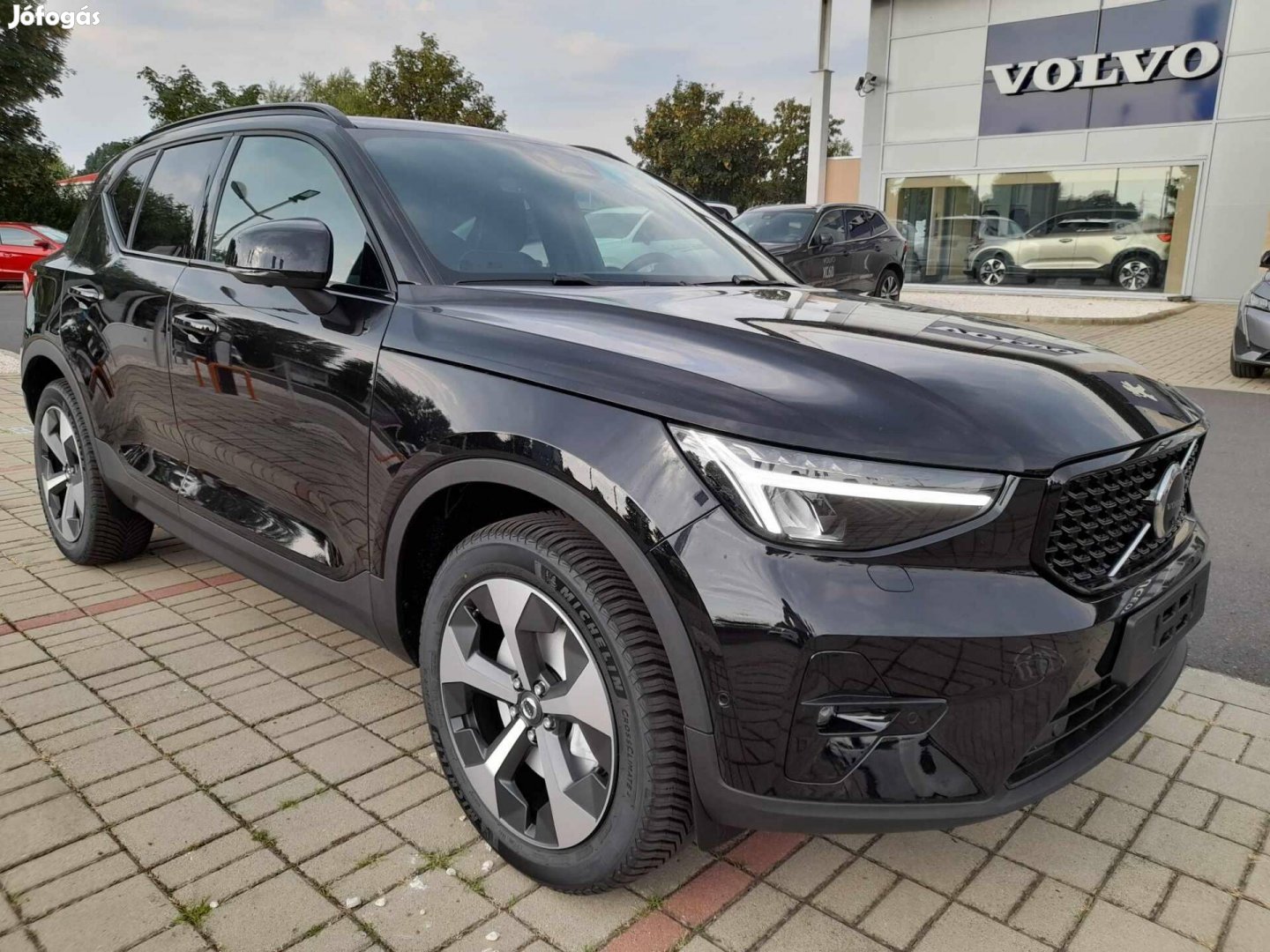 Volvo XC40 2.0 [B4] Mhev Plus Dark Black Editio...